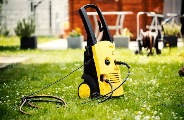 Best Sign and Awning Cleaning  in River Hills, WI